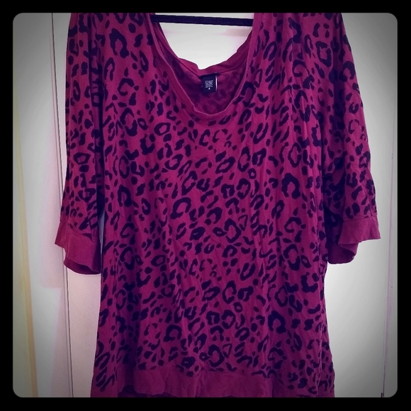 torrid Tops - Pink Leopard 3/4 Sleeve Shirt